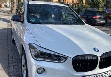 BMW X1 98.000 km 22.500 &euro; Berlin 12207