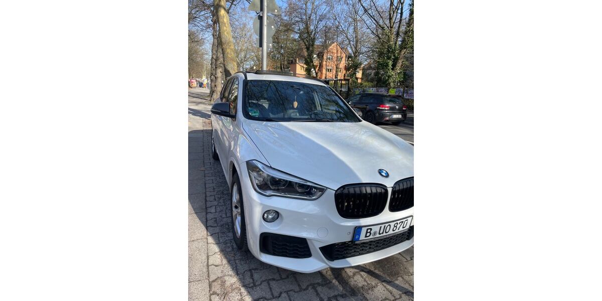 BMW X1 98.000 km 22.500 &euro; Berlin 12207