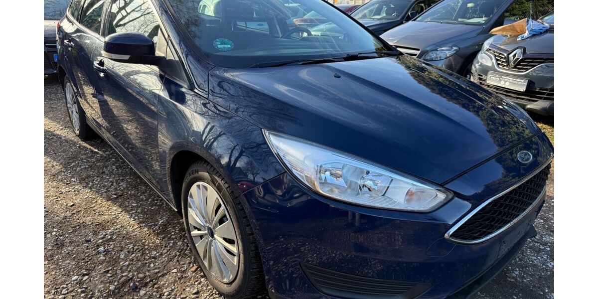 Ford Focus 215.000 km 3.680 &euro; Mahlow 15831