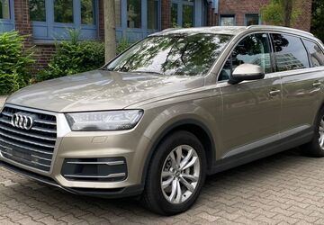 Audi Q7 320.000 km 17.799 &euro; Berlin 10623