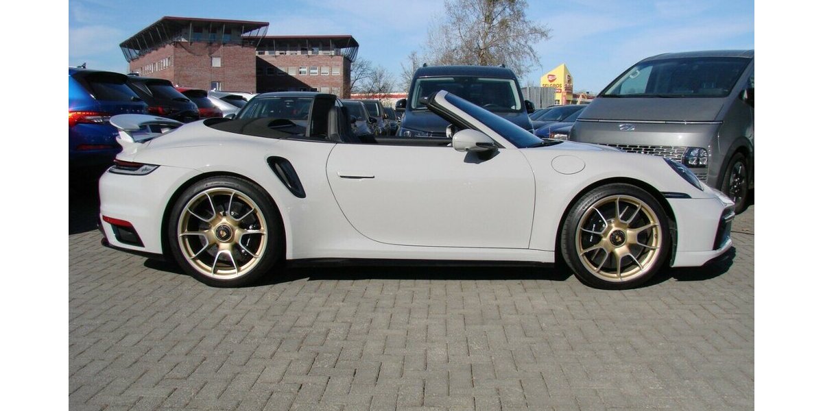 Porsche 992 Turbo S Matrix Burmester Keramik Lift ACC Memo 21.469 km 209.980 &euro; Falkensee 14612