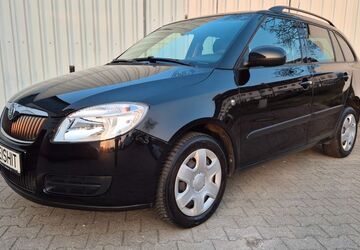 Skoda Fabia 117.000 km 4.499 &euro; Berlin 13125