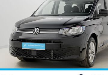 VW Caddy 8.294 km 37.689 &euro; Berlin 13088