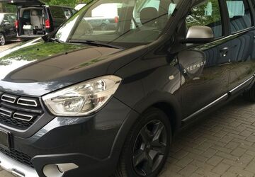 Dacia Lodgy 82.929 km 13.480 &euro; Berlin 10315