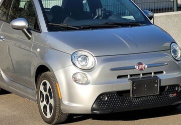 Fiat 500e 74.500 km 6.900 &euro; Berlin 10787