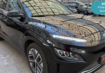 Hyundai KONA Elektro 43.096 km 16.990 &euro; Ludwigsfelde (bei Berlin) 14974