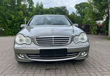 Mercedes-Benz C 220 132.725 km 4.999 &euro; Berlin 12349