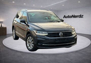 VW Tiguan 61.300 km 26.990 &euro; Schönefeld 12529