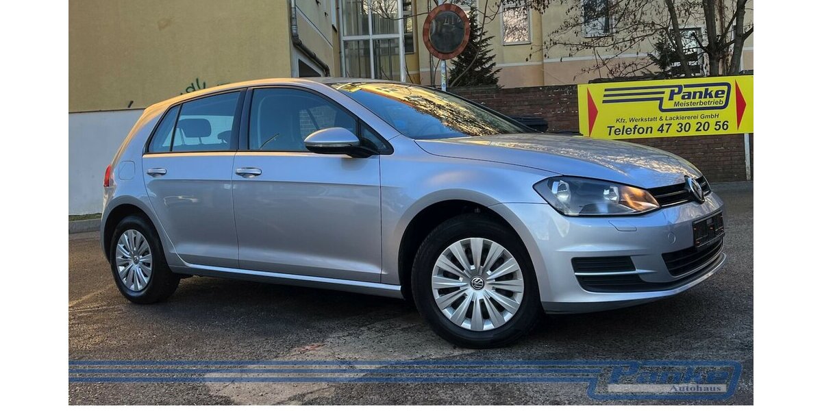 VW Golf VII BMT*Navi*Tempo*SHZ*Tel.*Touch* 120.529 km 9.990 &euro; Berlin 13187