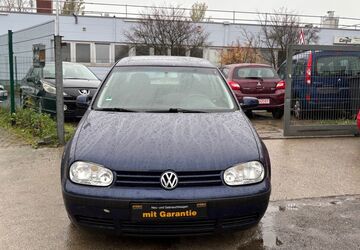 VW Golf 158.000 km 2.500 &euro; Berlin 12309
