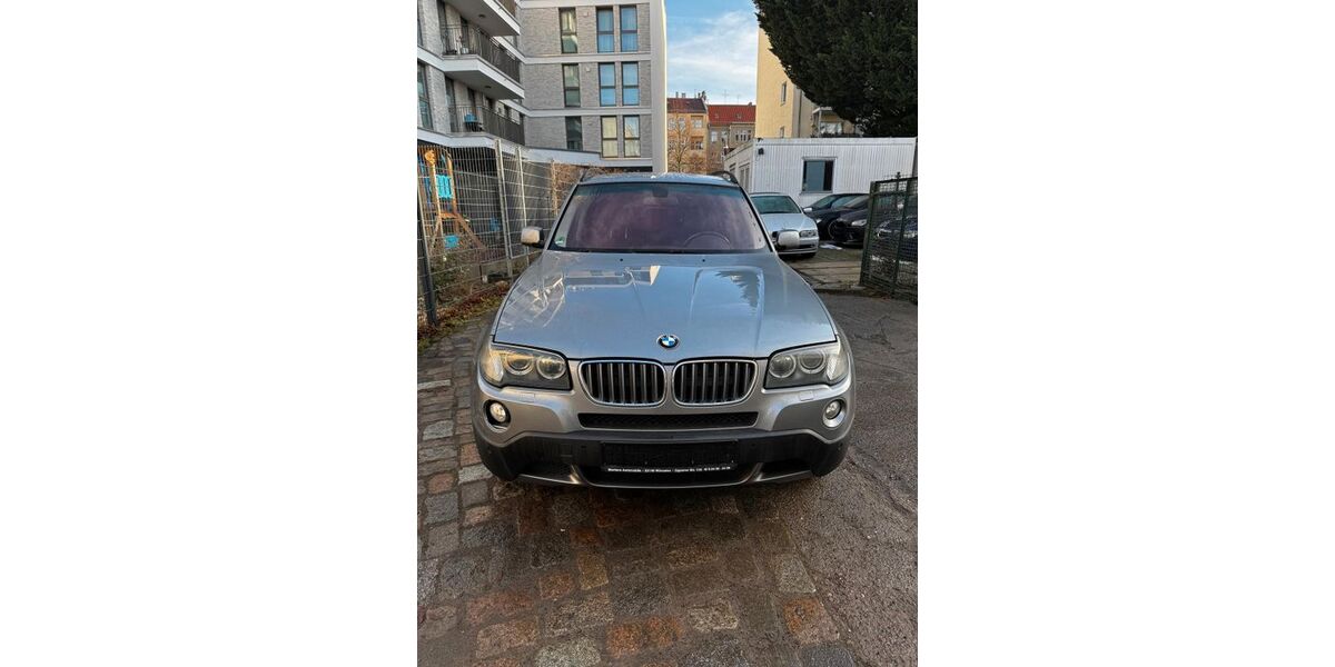BMW X3 283.000 km 6.999 &euro; Berlin 13187