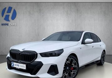 BMW 540 64.661 km 61.970 &euro; Berlin 12277