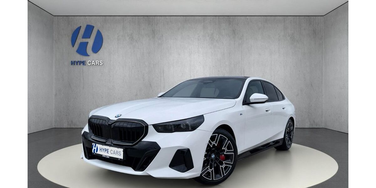 BMW 540 64.661 km 61.970 &euro; Berlin 12277