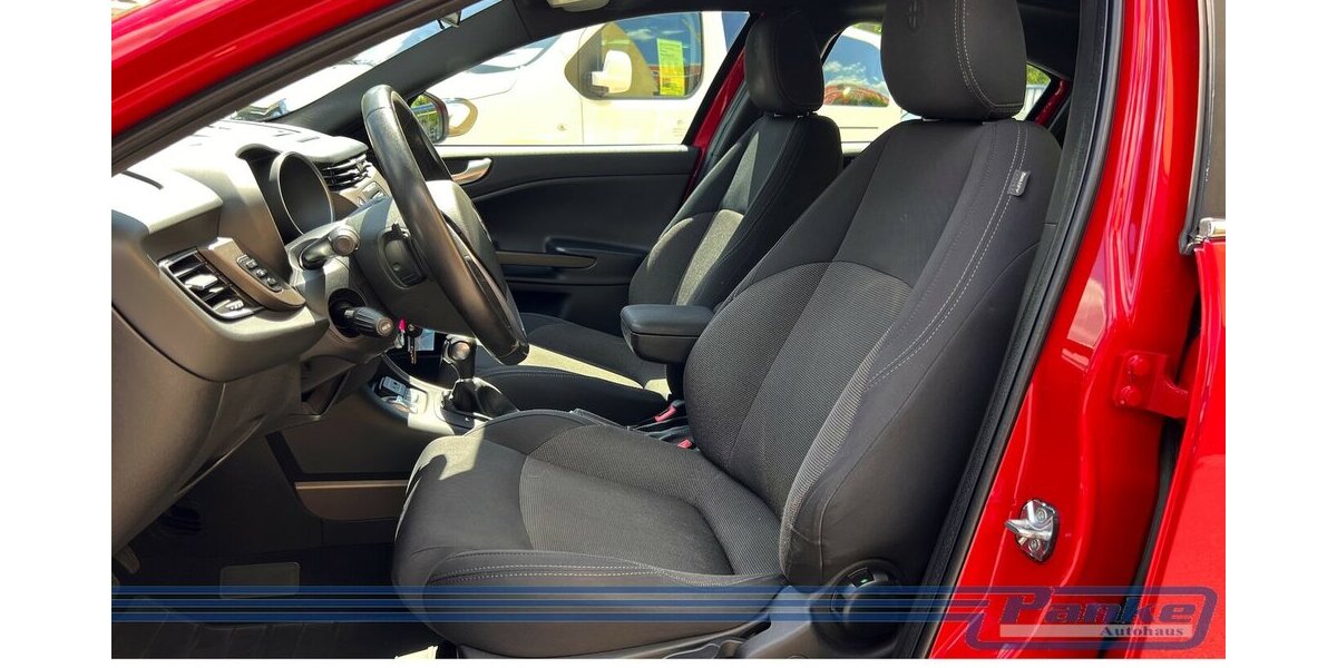 Alfa Romeo Giulietta Turismo*Pano*Schiebe*Sport*SHZ*Tempo* 95.791 km 10.990 &euro; Berlin 13187