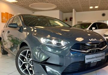 Kia ceed Sportswagon 6.200 km 21.980 &euro; Berlin 13403