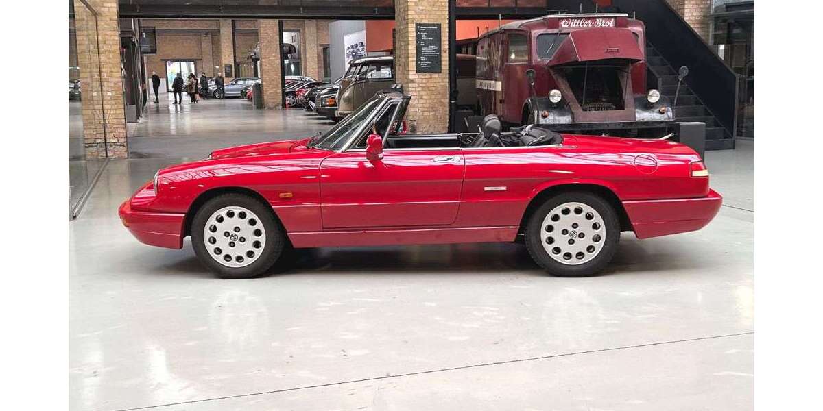 Alfa Romeo Spider 104.999 km 19.900 &euro; Berlin 10553
