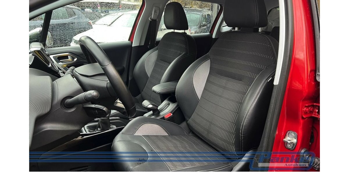 Peugeot 2008 Allure*Navi*PDC*SHZ*Ambiete*1-Hand*Tel. 98.291 km 7.480 &euro; Berlin 13187