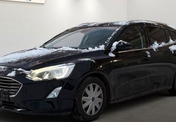 Ford Focus 143.103 km 7.999 &euro; Berlin 12681