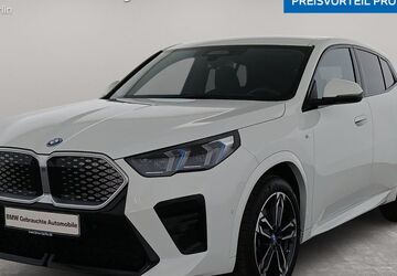 BMW iX2 17.518 km 49.900 &euro; Berlin 14057
