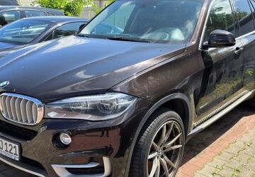 BMW X5 182.645 km 16.890 &euro; Berlin 12247