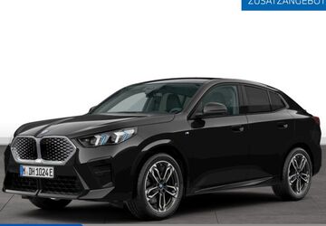 BMW iX2 14.684 km 52.880 &euro; Berlin 14057
