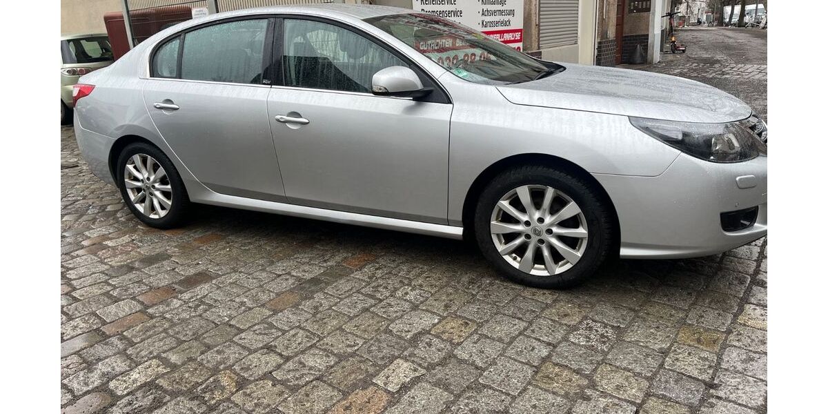 Renault Latitude 211.404 km 3.499 &euro; Berlin 13359