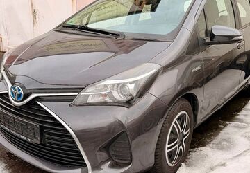 Toyota Yaris 100.000 km 11.500 &euro; Königs Wusterhausen 15711