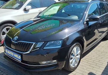 Skoda Octavia 98.000 km 17.900 &euro; Berlin 13599