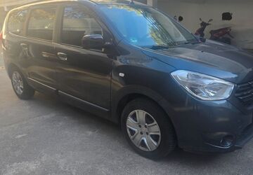 Dacia Lodgy 122.000 km 8.999 &euro; Berlin 10967