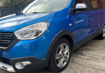 Dacia Lodgy 18.345 km 10.999 &euro; BERLIN 13581