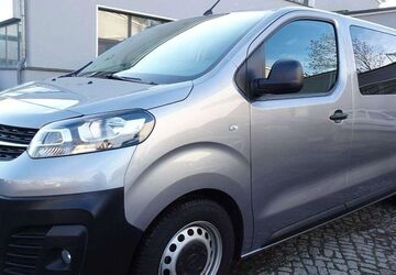 Opel Vivaro 68.113 km 25.950 &euro; Falkensee 14612