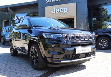 Jeep Compass 16.460 km 31.490 &euro; Potsdam 14482