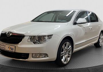 Skoda Superb 172.000 km 9.700 &euro; Berlin 10625