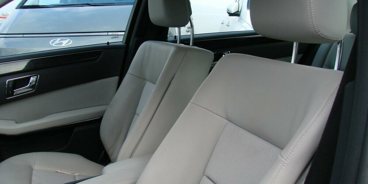 Mercedes-Benz E 220 CDI Avantgarde BlueEfficiency Multikontursit 141.322 km 13.980 &euro; Falkensee 14612