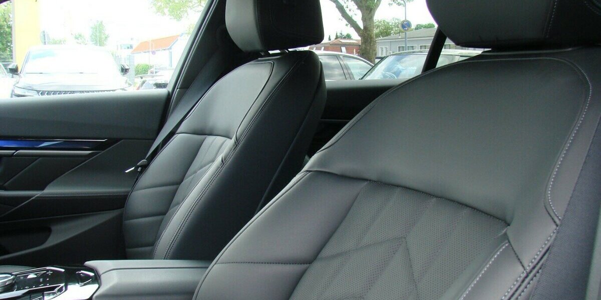 BMW 520 M-Sport Shadow Line ACC H&K SHZ AHK 360º 22.012 km 44.980 &euro; Falkensee 14612