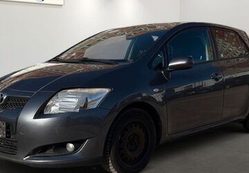 Toyota Auris 214.691 km 1.999 &euro; Berlin 12681