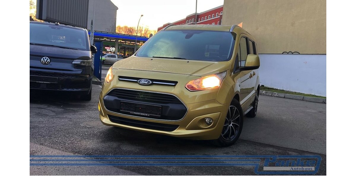 Ford Tourneo Connect Titanium*R-Cam*2-Schiebe*Pano* 169.849 km 9.990 &euro; Berlin 13187
