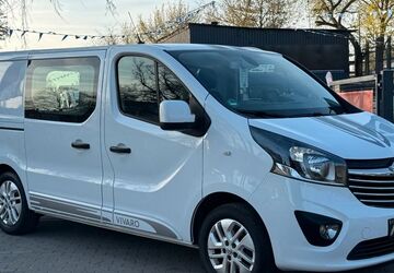 Opel Vivaro 112.101 km 14.990 &euro; BERLIN 13127