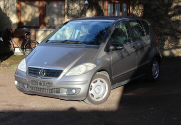 Mercedes-Benz A 170 209.000 km 1.699 &euro; Berlin 10317