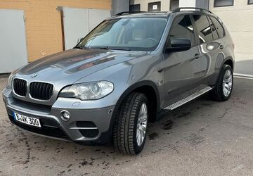 BMW X5 159.000 km 16.990 &euro; Berlin 13435