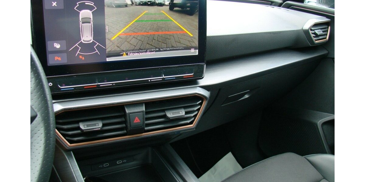 Cupra Leon 1.5TSI ACC Matrix-LED Navi Kamera 38.195 km 26.980 &euro; Falkensee 14612