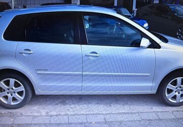 VW Polo 90.000 km 5.200 &euro; Berlin 12307