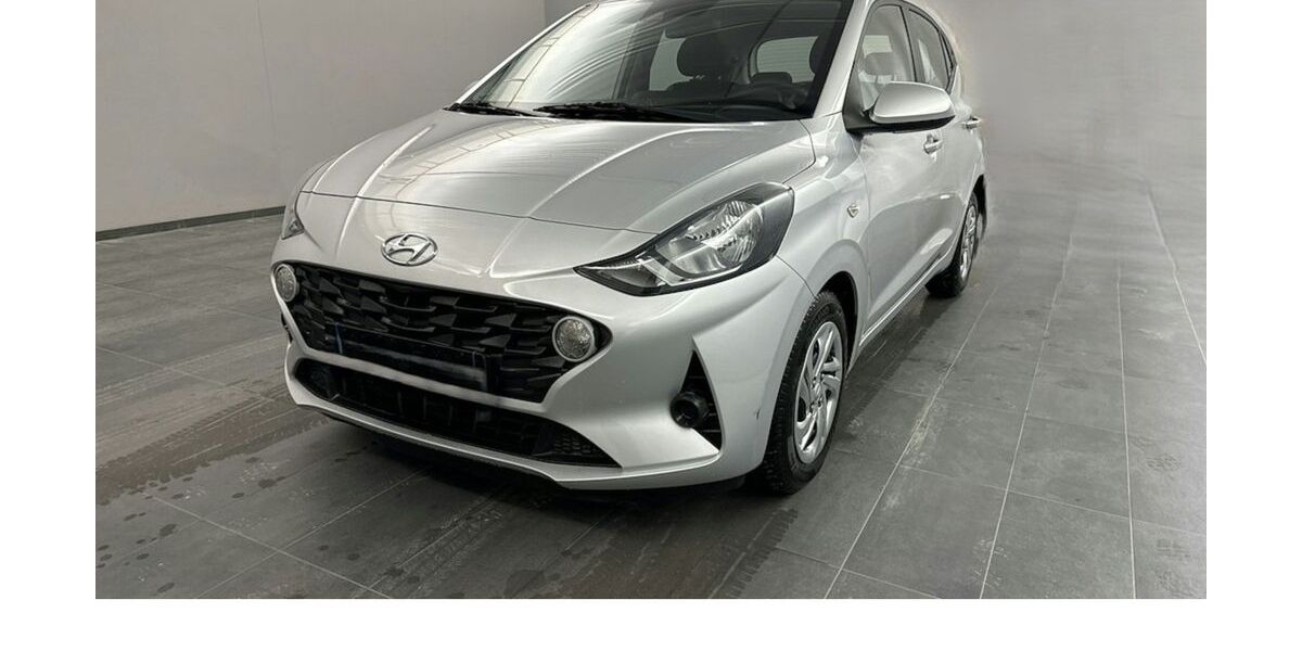 Hyundai i10 34.687 km 10.900 &euro; Berlin 12359