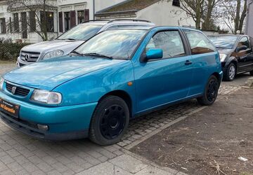 Seat Ibiza 98.000 km 1.950 &euro; Berlin 12349