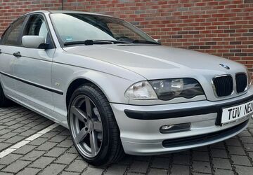 BMW 316 156.000 km 3.333 &euro; Berlin 13125