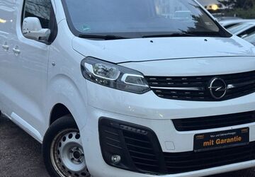 Opel Vivaro 121.000 km 8.999 &euro; Berlin 13127