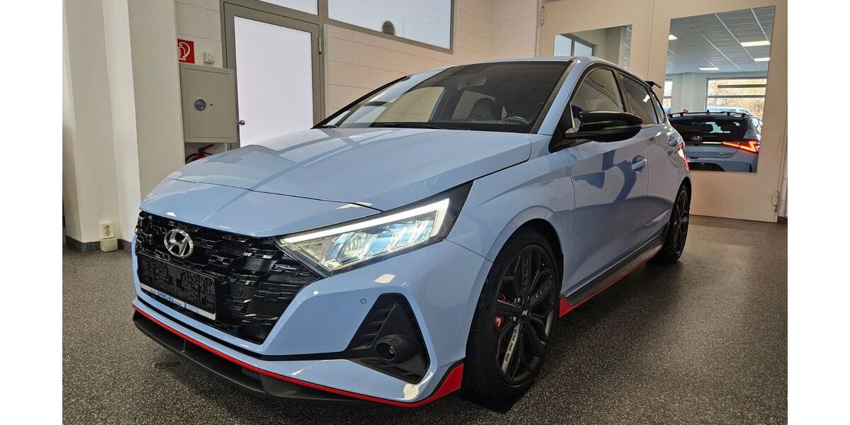 Hyundai i20 49.885 km 25.490 &euro; Berlin 12555