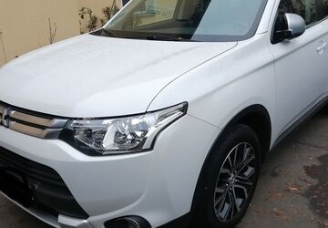 Mitsubishi Outlander 222.000 km 8.650 &euro; Schönefeld OT-Waltersdorf 12529
