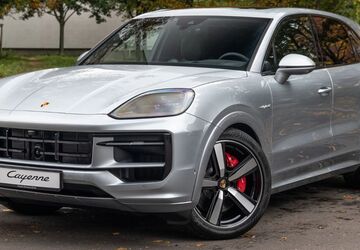 Porsche Cayenne 4.342 km 148.930 &euro; Berlin 10587
