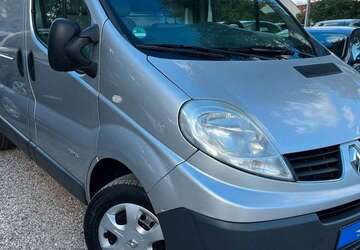 Renault Trafic 137.866 km 7.990 &euro; Berlin 13089